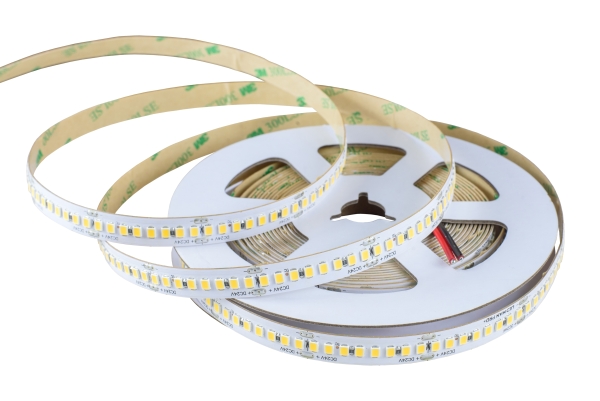 LED MAN, 2835 Лента св/д PRO+, 21вт/м, 224д/м, 24В, 6000K, 3М 9495, 3Oz, 10мм, 50м/кат