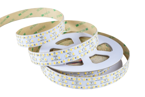 LED MAN, 2835 Лента св/д PRO+, 36вт/м, 400д/м, 24В, 4000K, 3М 9495, 3Oz, 20мм, 50м/кат, Трехрядная