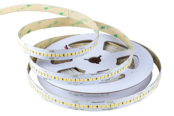 LED MAN, 2835 Лента св/д PRO+, 23вт/м, 240д/м, 24В, 4000K, 3М 9495, 3Oz, 12мм, 50м/кат
